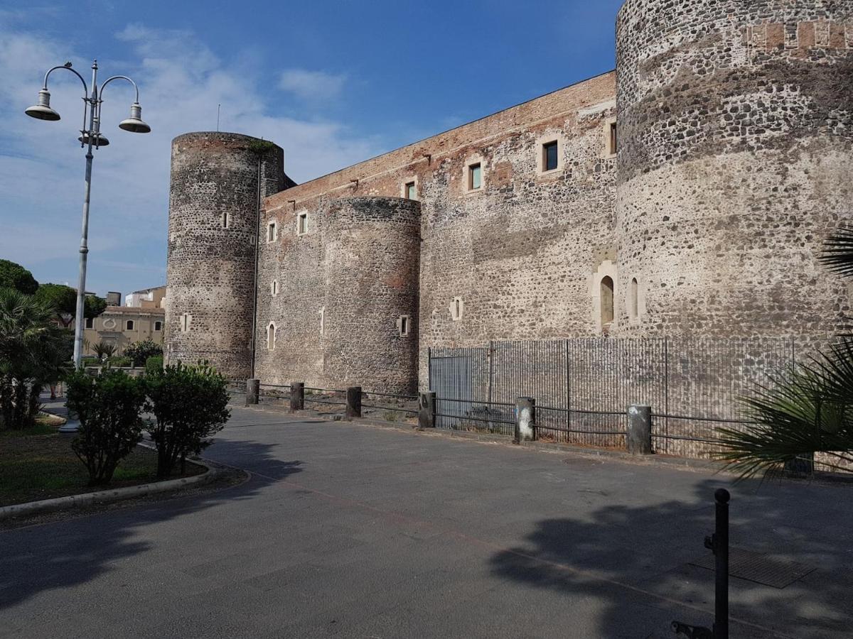La Piccola Grotta Ursino Villa Catania Bagian luar foto