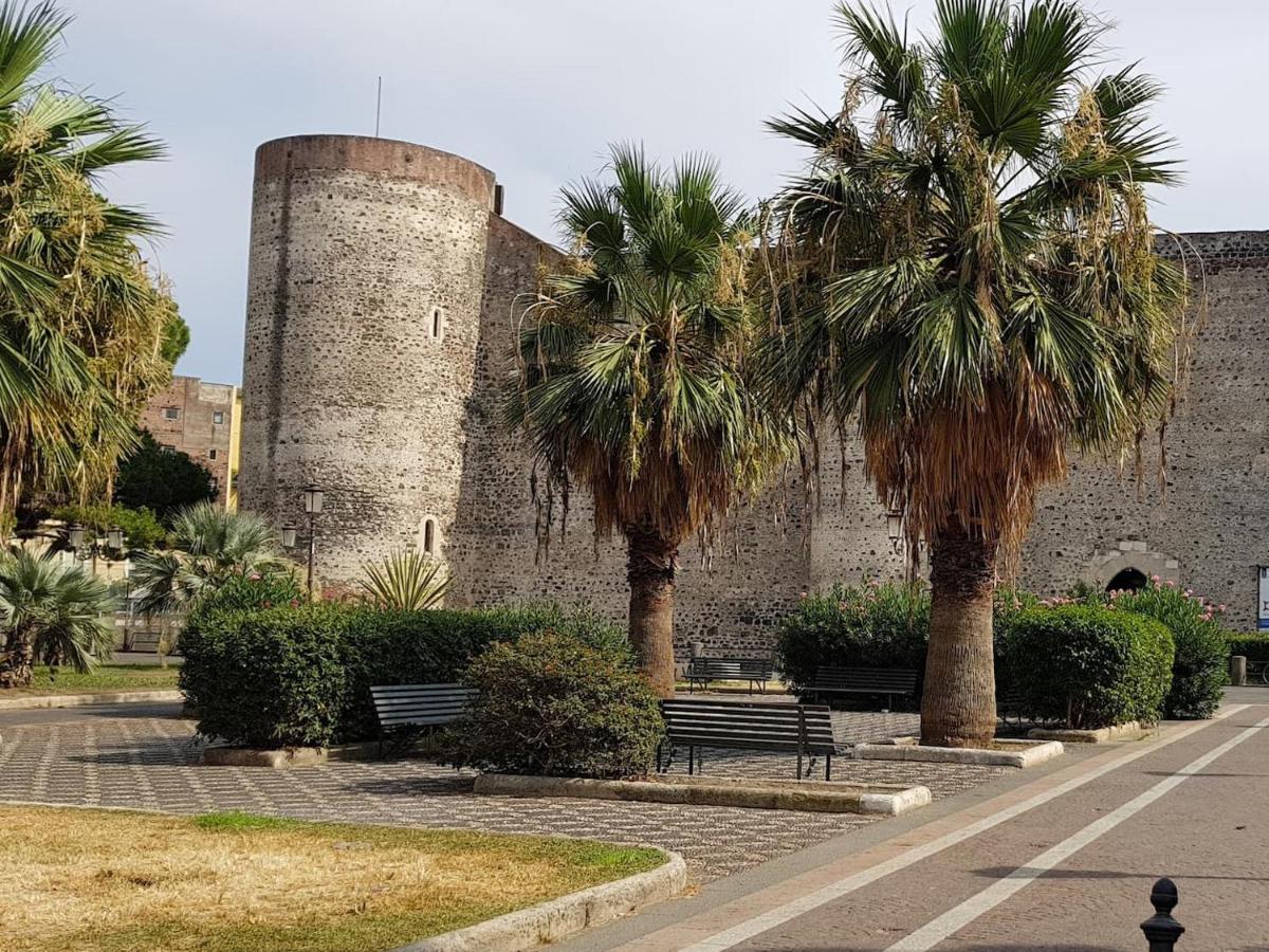 La Piccola Grotta Ursino Villa Catania Bagian luar foto