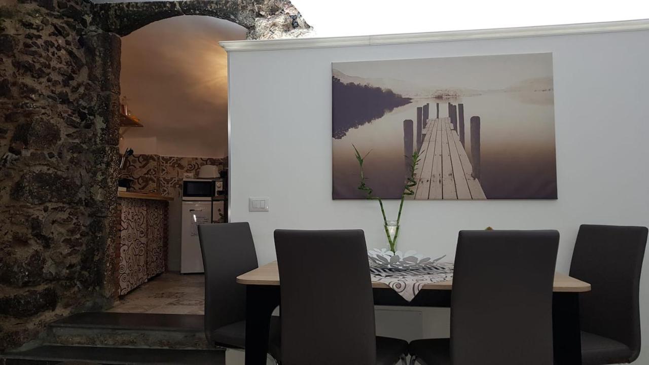 La Piccola Grotta Ursino Villa Catania Bagian luar foto