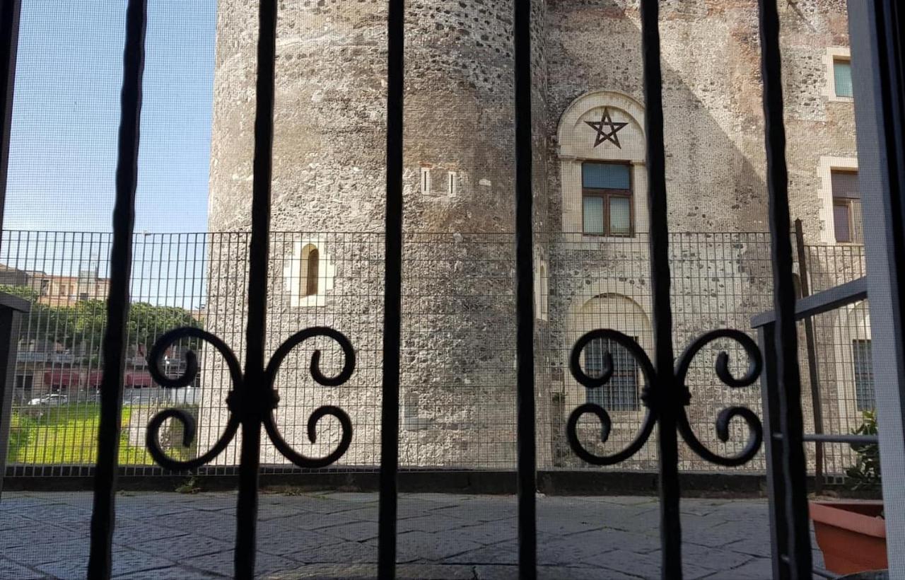 La Piccola Grotta Ursino Villa Catania Bagian luar foto