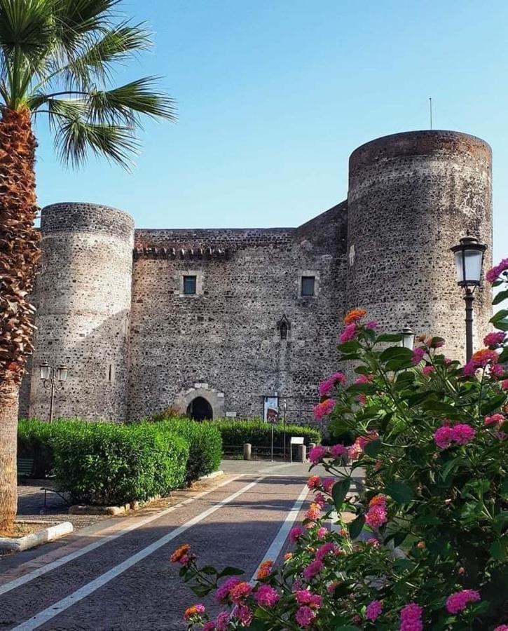 La Piccola Grotta Ursino Villa Catania Bagian luar foto