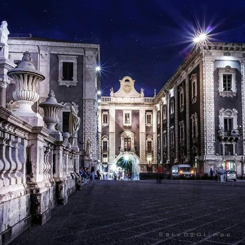 La Piccola Grotta Ursino Villa Catania Bagian luar foto
