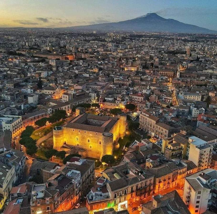 La Piccola Grotta Ursino Villa Catania Bagian luar foto