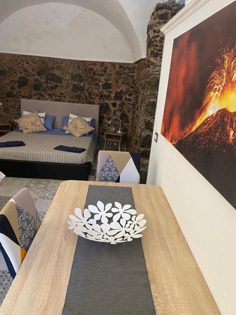 La Piccola Grotta Ursino Villa Catania Bagian luar foto