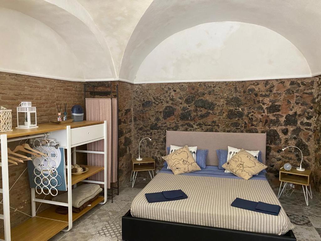 La Piccola Grotta Ursino Villa Catania Bagian luar foto